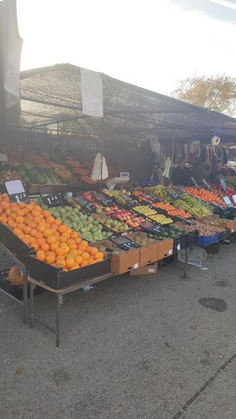 Mercadillo de La Elipa - Weekly market in Madrid