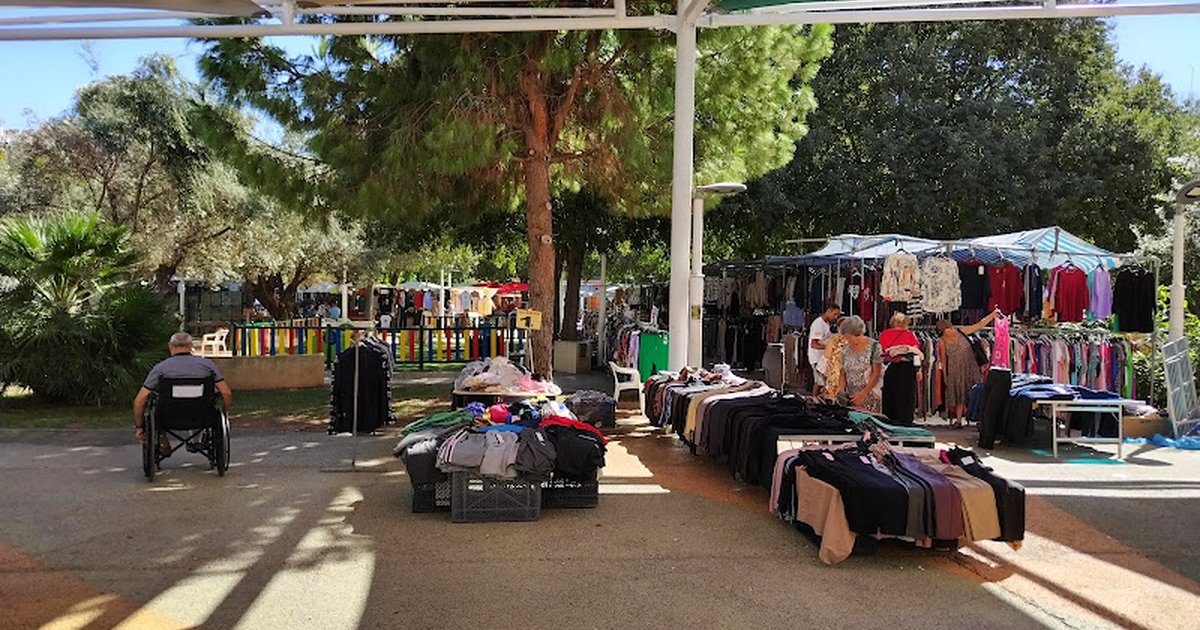 Mercadillo de Almussafes - Weekly market in Almussafes (España)